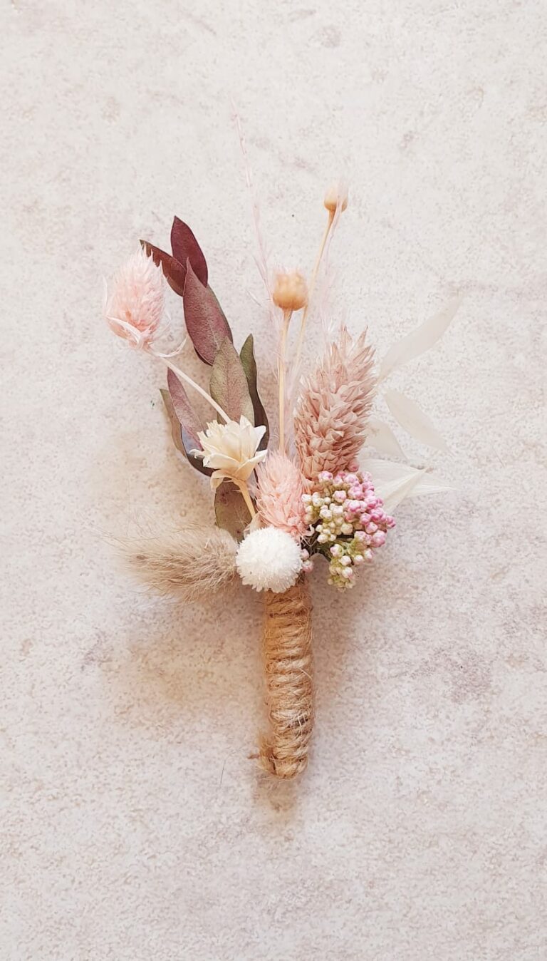 Boutonnière rose2